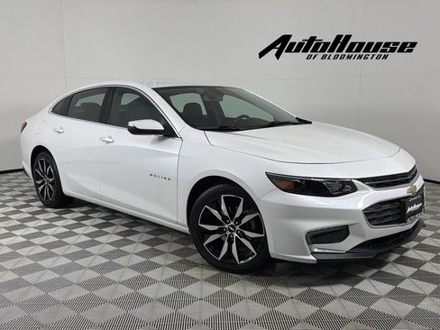 Used 2017 Chevrolet Malibu LT w/ Leather Package image 1