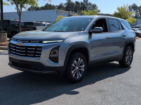 Used 2026 Chevrolet Equinox LT FWD image 8