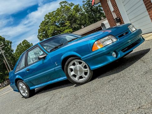 Used 1993 Ford Mustang Cobra RWD image 30
