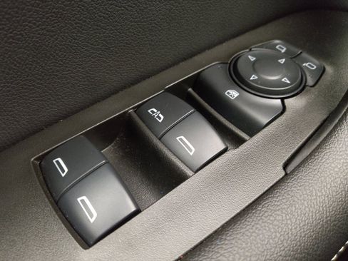 Used 2024 Chevrolet Blazer LT w/ Convenience Package FWD image 27