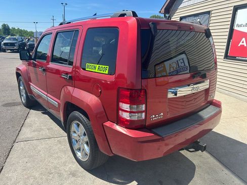 Used 2008 Jeep Liberty Limited w/ Premium Group II AWD/4WD image 7