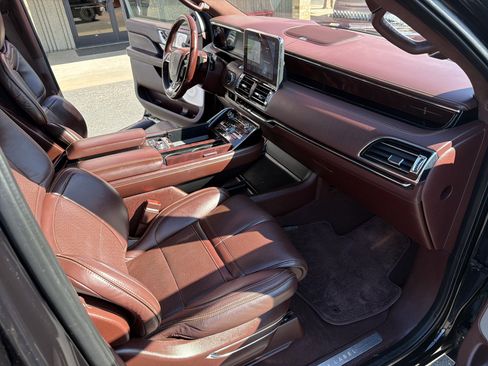 Used 2019 Lincoln Navigator Black Label image 26