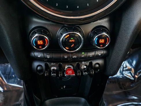 Certified 2023 MINI Cooper 2-Door Hardtop image 13