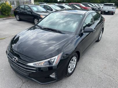 Used 2019 Hyundai Elantra SE w/ Cargo Package