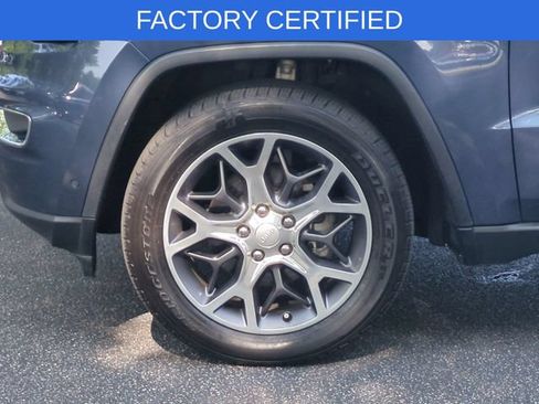 Certified 2020 Jeep Grand Cherokee Limited w/ Premium Lighting Group AWD/4WD image 10
