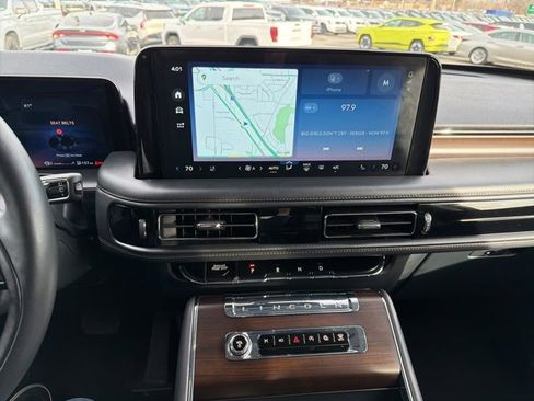 Used 2025 Lincoln Aviator Reserve w/ Equipment Group 201A image 15