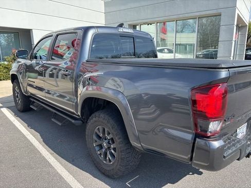 Used 2023 Toyota Tacoma SR5 w/ Technology Package image 9
