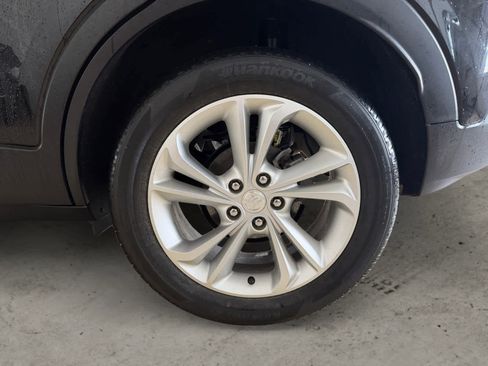 Used 2023 Buick Encore GX Preferred image 9