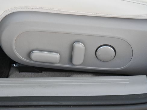 Used 2023 Hyundai Ioniq 6 SEL RWD image 17