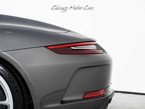 Used 2019 Porsche 911 Speedster image 3