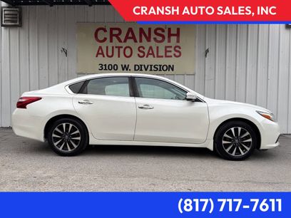 Used 2016 Nissan Altima 2.5 SV w/ Convenience Package