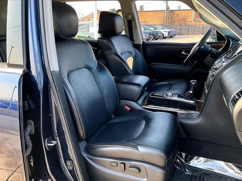 Certified 2017 INFINITI QX80 4WD w/ Driver Assistance Package image 28