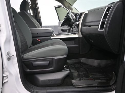 Used 2015 RAM 1500 Big Horn image 18