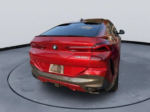 Used 2021 BMW X6 M50i w/ Executive Package AWD/4WD image 4