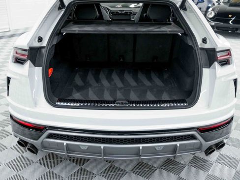 Used 2020 Lamborghini Urus image 84