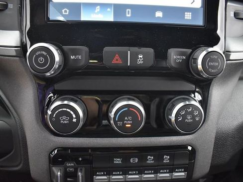 New 2025 RAM 2500 Tradesman w/ Bed Convenience Group AWD/4WD image 22