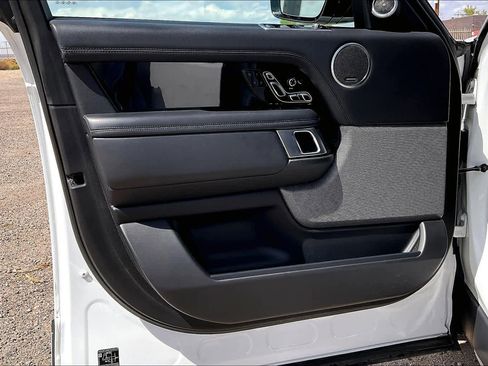 Used 2022 Land Rover Range Rover Westminster Edition image 21