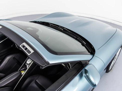 Certified 2024 Ferrari Roma Spider RWD image 18
