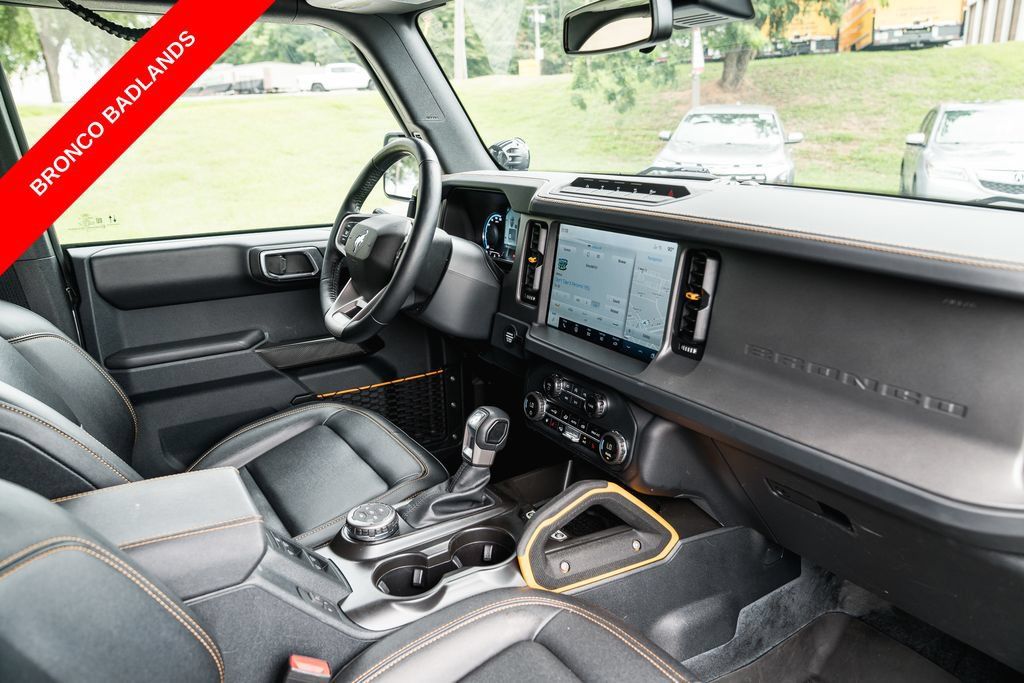 Used 2024 Ford Bronco Badlands AWD/4WD image 11