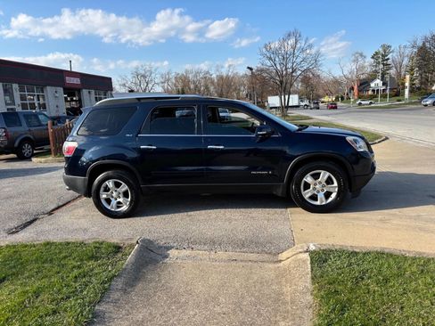 Used 2008 GMC Acadia SLT w/ Convenience Package image 9