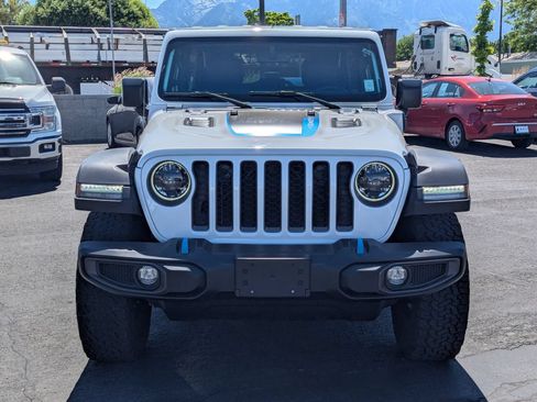 Used 2023 Jeep Wrangler Unlimited Rubicon 4xe w/ Cold Weather Group AWD/4WD image 11