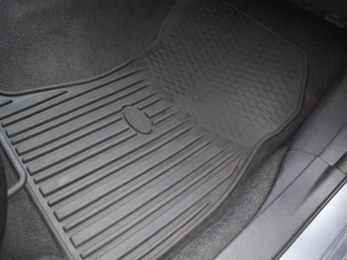 Used 2017 Subaru Impreza 2.0i AWD/4WD image 42