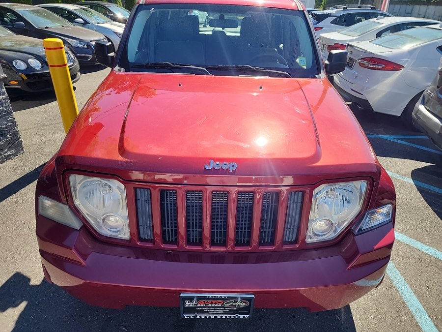 Used 2012 Jeep Liberty Sport AWD/4WD image 6