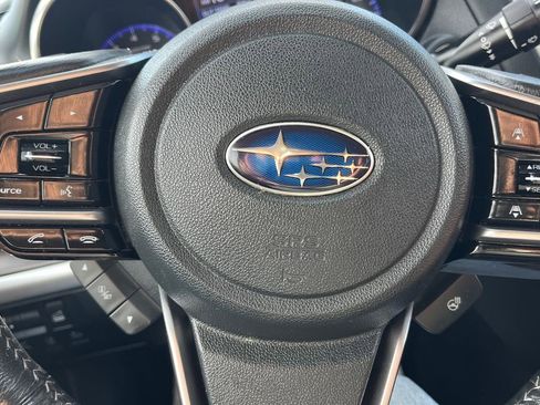 Used 2018 Subaru Outback 3.6R Touring w/ Popular Package #3 image 15