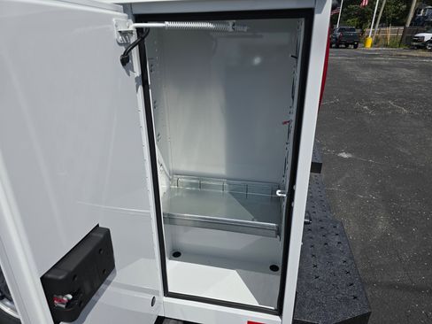 New 2025 Chevrolet Express 3500 w/ Power Convenience Package image 22