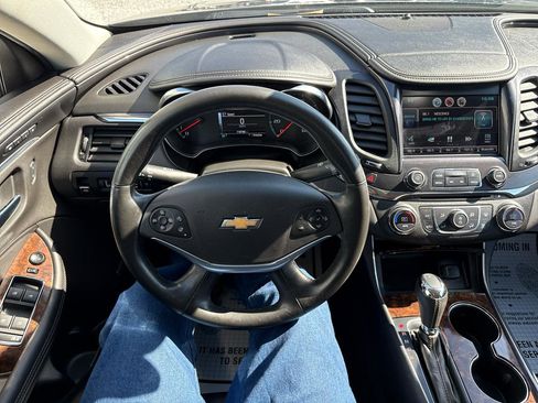 Used 2015 Chevrolet Impala LTZ image 9