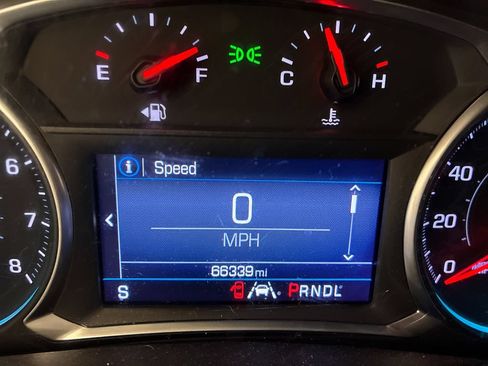 Used 2020 Chevrolet Equinox LT AWD/4WD image 17
