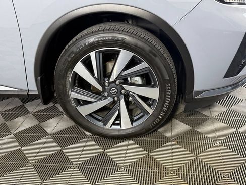 Used 2024 Nissan Murano SL FWD image 11