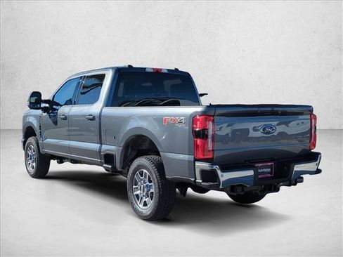 New 2026 Ford F250 Lariat w/ FX4 Off-Road Package image 9