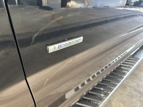 Used 2016 Ford F150 Lariat w/ Equipment Group 502A Luxury image 18