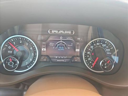 Used 2020 RAM 1500 Laramie AWD/4WD image 11