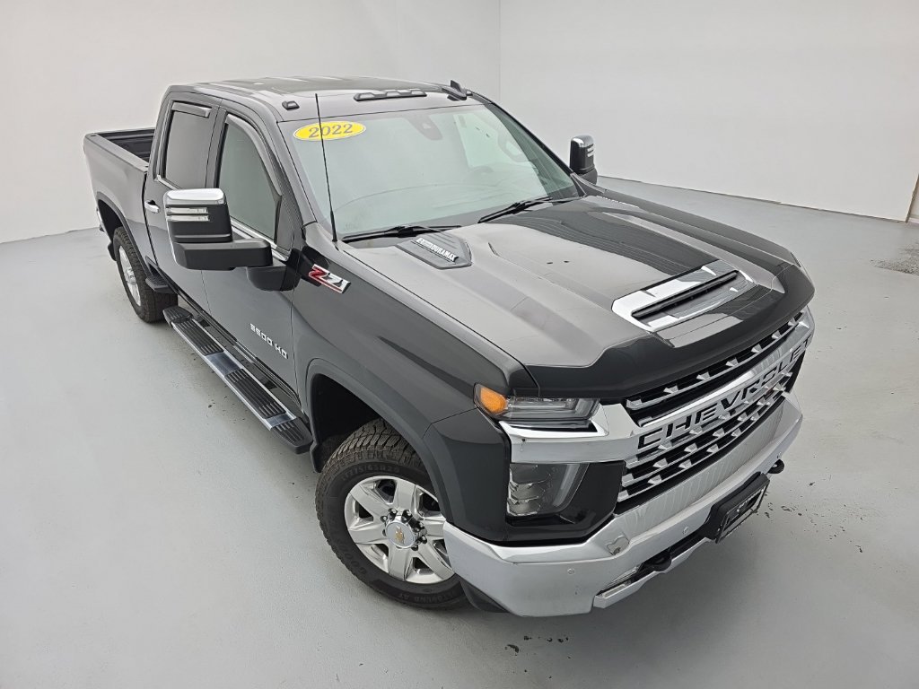 Used 2022 Chevrolet Silverado 3500 LTZ w/ LTZ Premium Package AWD/4WD image 2