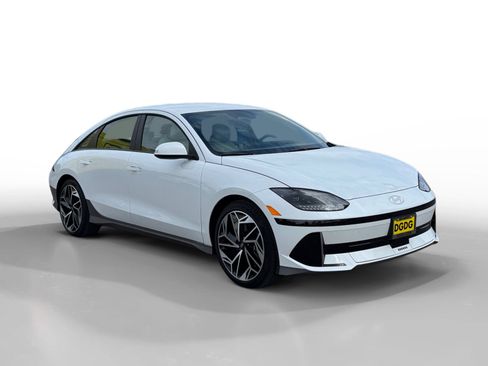 Certified 2025 Hyundai Ioniq 6 SEL AWD/4WD image 7