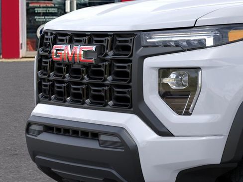 New 2026 GMC Canyon Elevation image 13