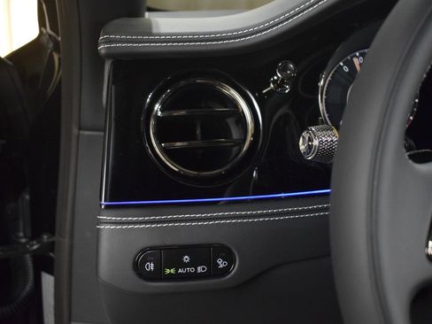 New 2026 Bentley Flying Spur Plug-In Hybrid image 29