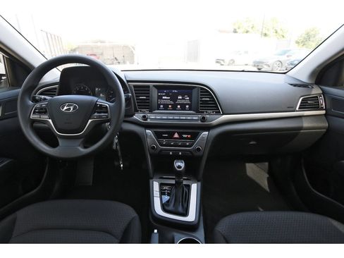 Used 2018 Hyundai Elantra SEL FWD image 12
