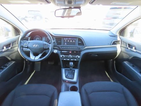 Used 2020 Hyundai Elantra Value Edition w/ Cargo Package (C1) image 16