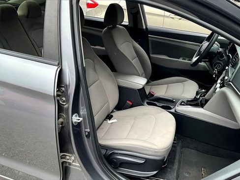 Used 2019 Hyundai Elantra SEL image 7