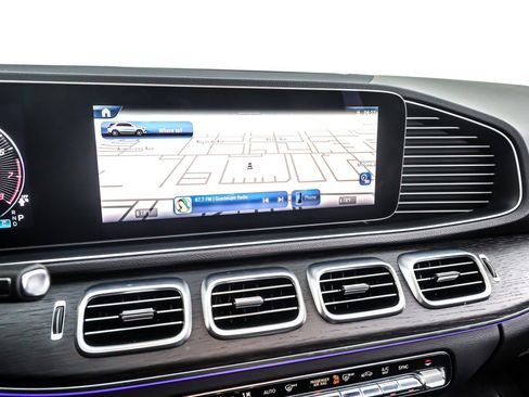 Certified 2025 Mercedes-Benz GLE 350 4MATIC image 21