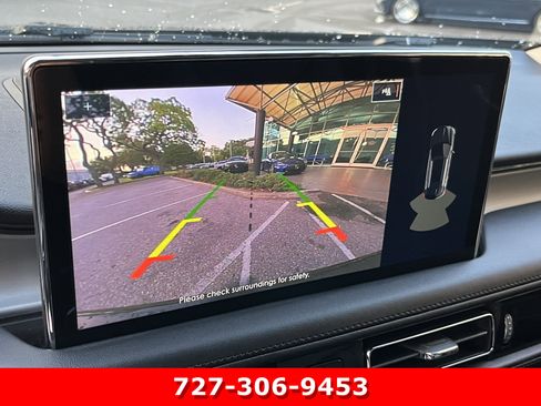 Used 2023 Lincoln Nautilus FWD w/ Premium Package image 4