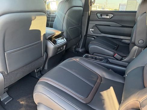 New 2026 Nissan Armada SL w/ Captain's Chari Seat Package RWD image 21