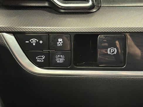 Used 2025 Kia Sportage SX Prestige AWD/4WD image 38