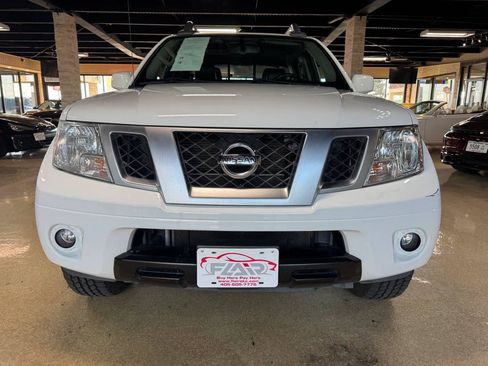 Used 2021 Nissan Frontier PRO-4X w/ Pro-4x Utility Package AWD/4WD image 2