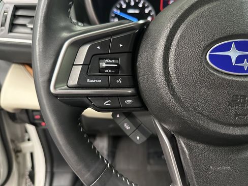 Used 2022 Subaru Ascent Touring image 17