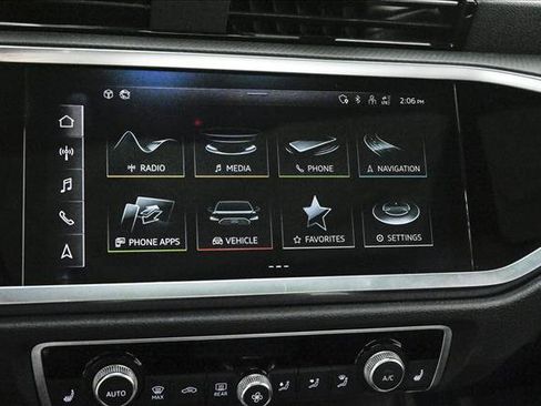 Used 2022 Audi Q3 2.0T Premium Plus image 15