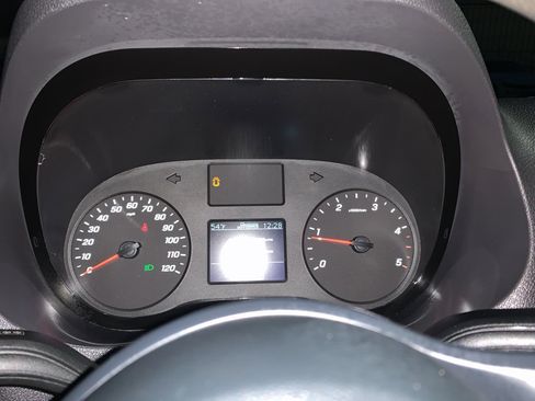 Used 2023 Mercedes-Benz Sprinter 2500 image 20